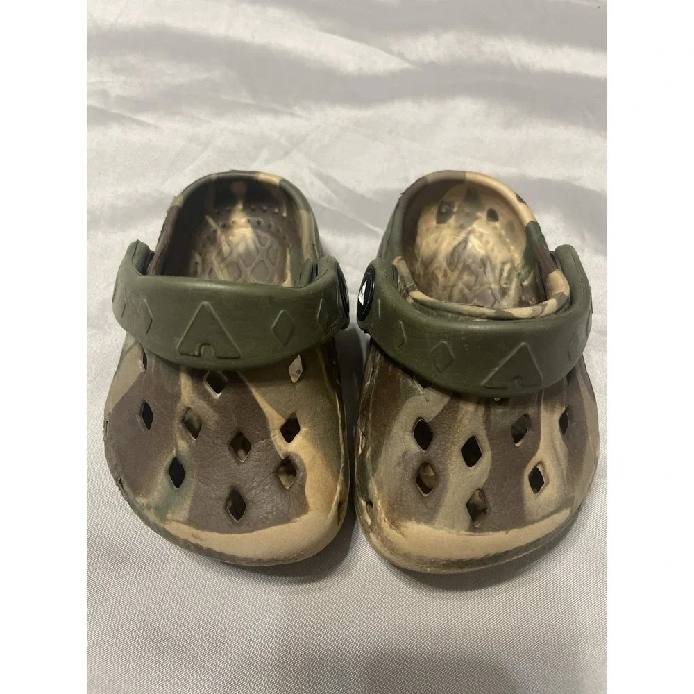 Crocs Classic True Timber Camo Clog Baby size 3